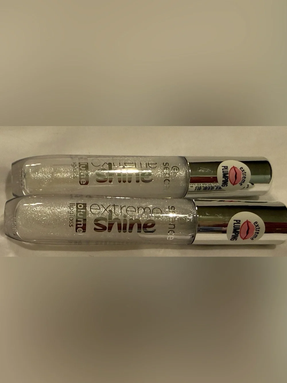 NEW Essence Extreme Shine Plumping, Clear Shimmer Lip Gloss Duo, vegan